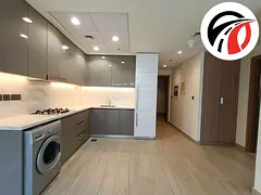 Ultra Modern luxurious 1 bedroom Buleward view