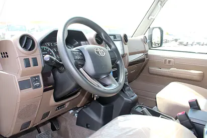 صورة 7 لـ 2026 Toyota LAND CRUISER 70 SERIES