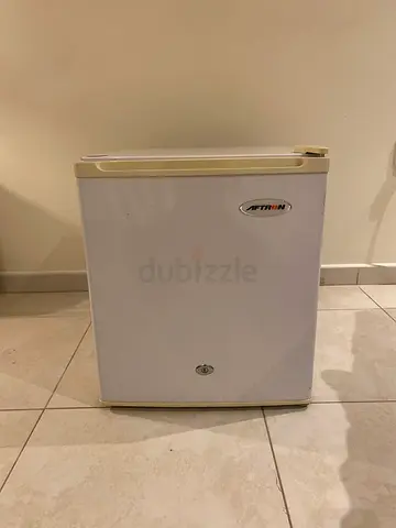 AFTRON MINI FRIDGE