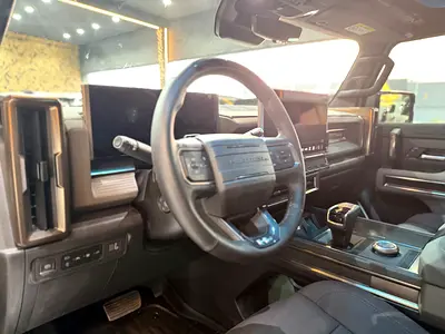 صورة 7 لـ 2024 GMC HUMMER
