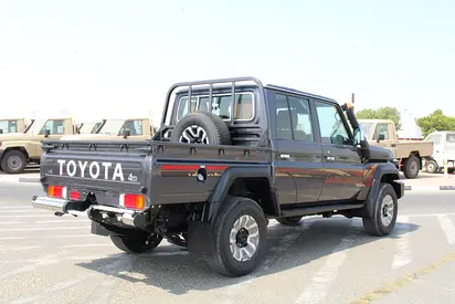 صورة 4 لـ 2026 Toyota LAND CRUISER 70 SERIES