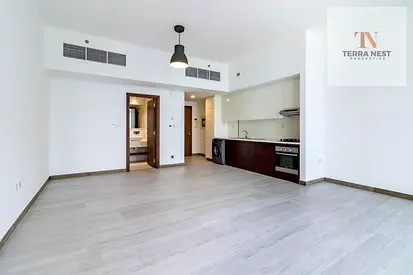 POOL VIEW | BIG LAYOUT | NEAR EXIT