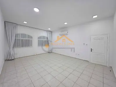 Separate 5 BR villa with Maid room, Majlis, 2 Living hall - MBZ city