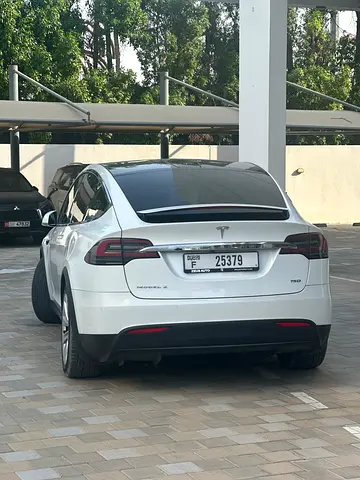 صورة 2 لـ 2018 Tesla MODEL X