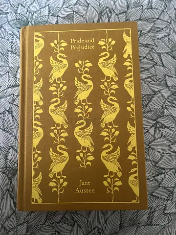 Jane Austen Pride & Prejudice Gold Collector’s Edition Hardcover (Like New)