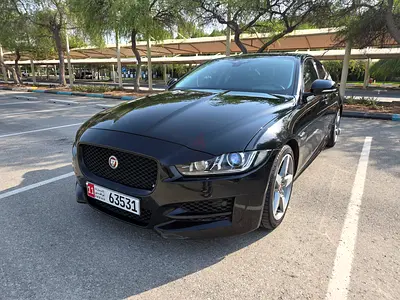 2016 Jaguar XE 25T - R-Sport black edition - GCC - FDSH - 107k km only - amazing condition