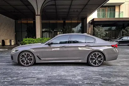 صورة 5 لـ 2022 BMW 5-SERIES