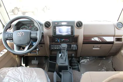 صورة 6 لـ 2026 Toyota LAND CRUISER 70 SERIES
