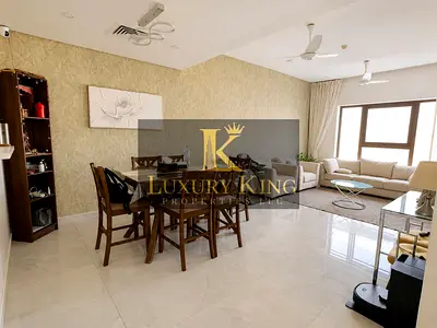 Fully Upgraded 3 Bedroom Townhouse