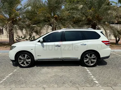 Nissan Pathfinder 2016 Hybrid | 7 Seats | 4WD | Full Option