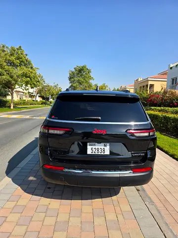 صورة 14 لـ 2021 JEEP GRAND CHEROKEE L
