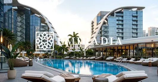 Waterfront Elegance | Bright 1BR | Balcony with Views