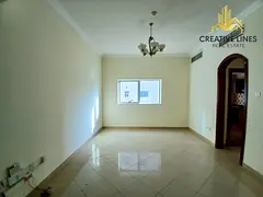 VERY SPACIOUS//ALL AMENITIES//FAMILY BUILDING