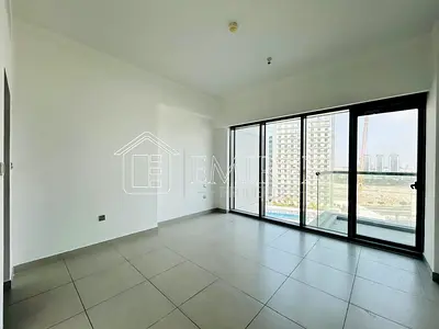 Bright & Spacious | Ready To Move | Balcony & Pool Access