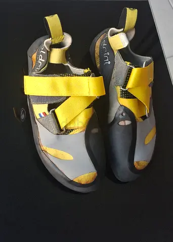 Brand New Andrea Boldrini Apache Light Plus Climbing Shoes