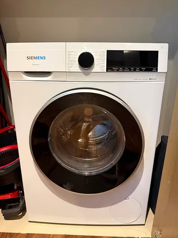 Siemens front load washing machine - 9kg, good condition