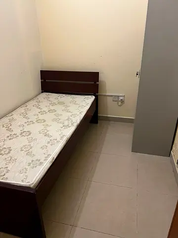 Clean Partition for rent