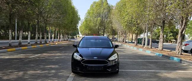 Genuine Condition-Non-Accident-Ford Focus 2018 GCC Specs with Genuine Condition--Family Used -Clean