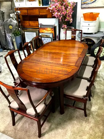 Solid wood 8-seater extendable Dining set
