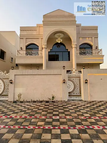 فيلا تضم ​​6 غرف نوم رئيسية
