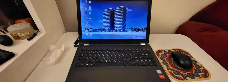 HP Laptop Intel(R) Core(TM) i7-8550U CPU @ 1.80GHz, 4 GB Graphics Card , 16GB RAM.. Urget Sale