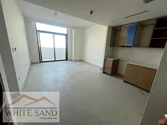1-Bed Apartment | Moor at Creek Beach | Balcony & Courtyard View