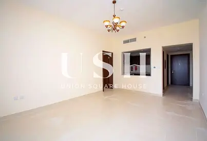 Golf View | Large Windows| Well Maintened | Great ROI Potential