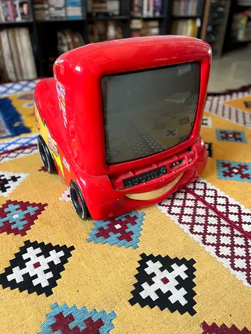 Disney Pixar Cars themed kids TV-shaped storage/display toy (Lightning McQueen style)