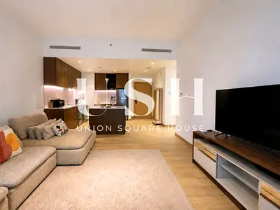 Modern 1-Bed | Fully Furnished | Beachfront Living