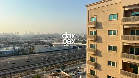 شقة مفروشة بغرفتي نوم | برج سوبيربيا 2 | شرفة وإطلالات على المدينة