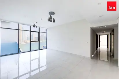 Brand New | Canal View | Large Layout