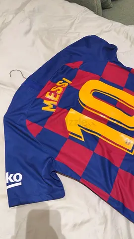 Messi kit signed