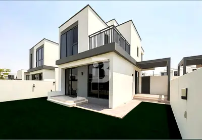 Corner Unit | Prime Family Location | Vacant