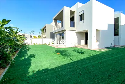 Large Plot | Available Now | Luxury