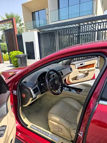 2013 Jaguar XE — фото 6