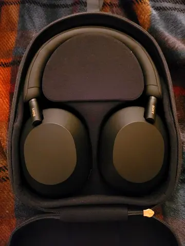 Sony WH-1000XM5 Noise Cancelling Wireless Headphones - Good Condition