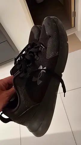 Under Armour black training shoes - lightly used, men's size (please ask for size)