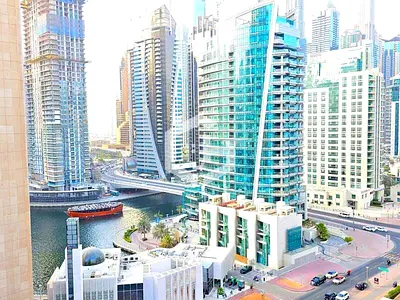 Prime Location | Un Furnished | Near Metro