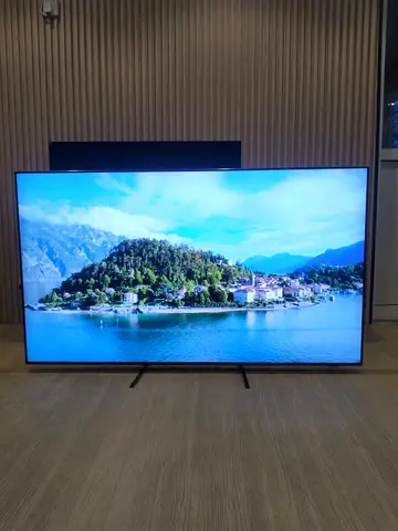 Samsung 65Q700T 65 Inch 8K QLED Smart TV | 8K UHD | Minor Packing Scratch