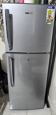 Geepas 2-Door Silver Refrigerator - Good Working Condition
