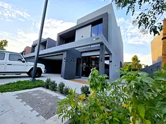 4 Bedroom+Majlis-Luxury Community-Affordable Price