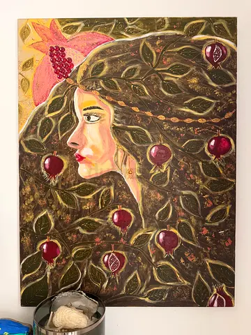 Painting Lady with pomegranates