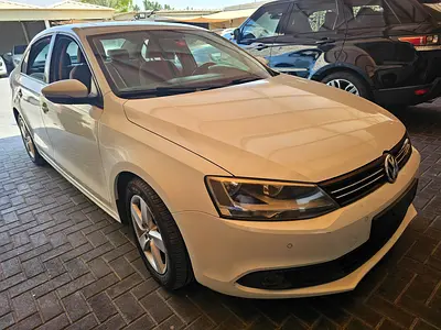 Urgent Sale Fixed Price VW Jetta SE 2015 GCC Specs - Excellent Condition