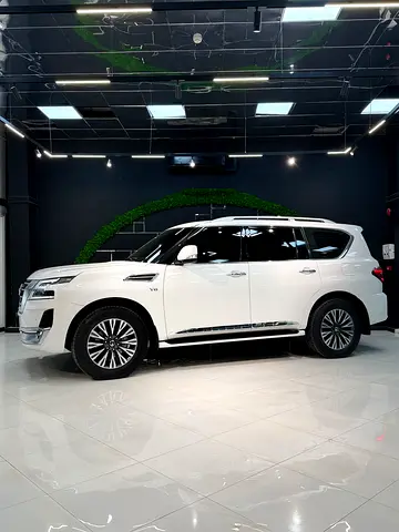 Pristine 2020 Nissan Patrol LE Titanium - GCC Specs