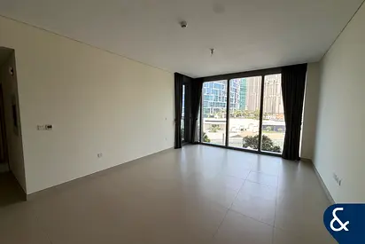Vacant | Low Floor | 2 Bed | Emaar | Sea View