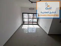 First occupancy - Master bedroom - Central air conditioning - 2 balconies - Prime location - Free ma