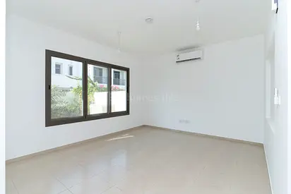 Prime Location | Back to Back | Ready to Move