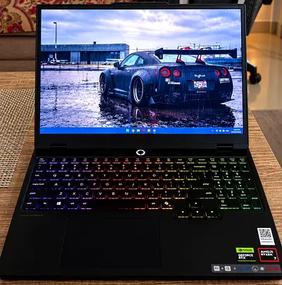 Lenovo Legion 5 OLED Gaming Laptop – RTX 5060