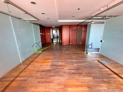 Spacious 118 SQM Office | Full Commercial Building | Vacant Now!