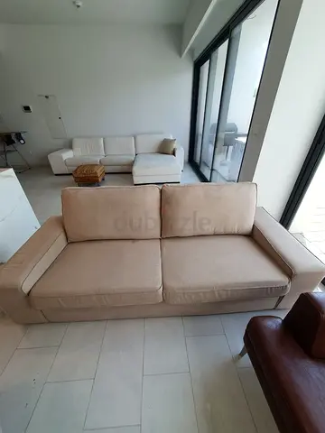 Beige 3-Seater Sofa in Good Condition